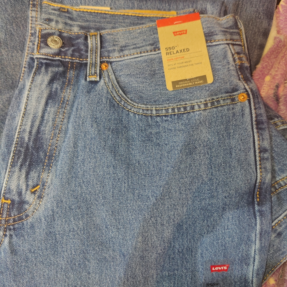 Levi's 550 Relaxed Fit Jeans - Blue